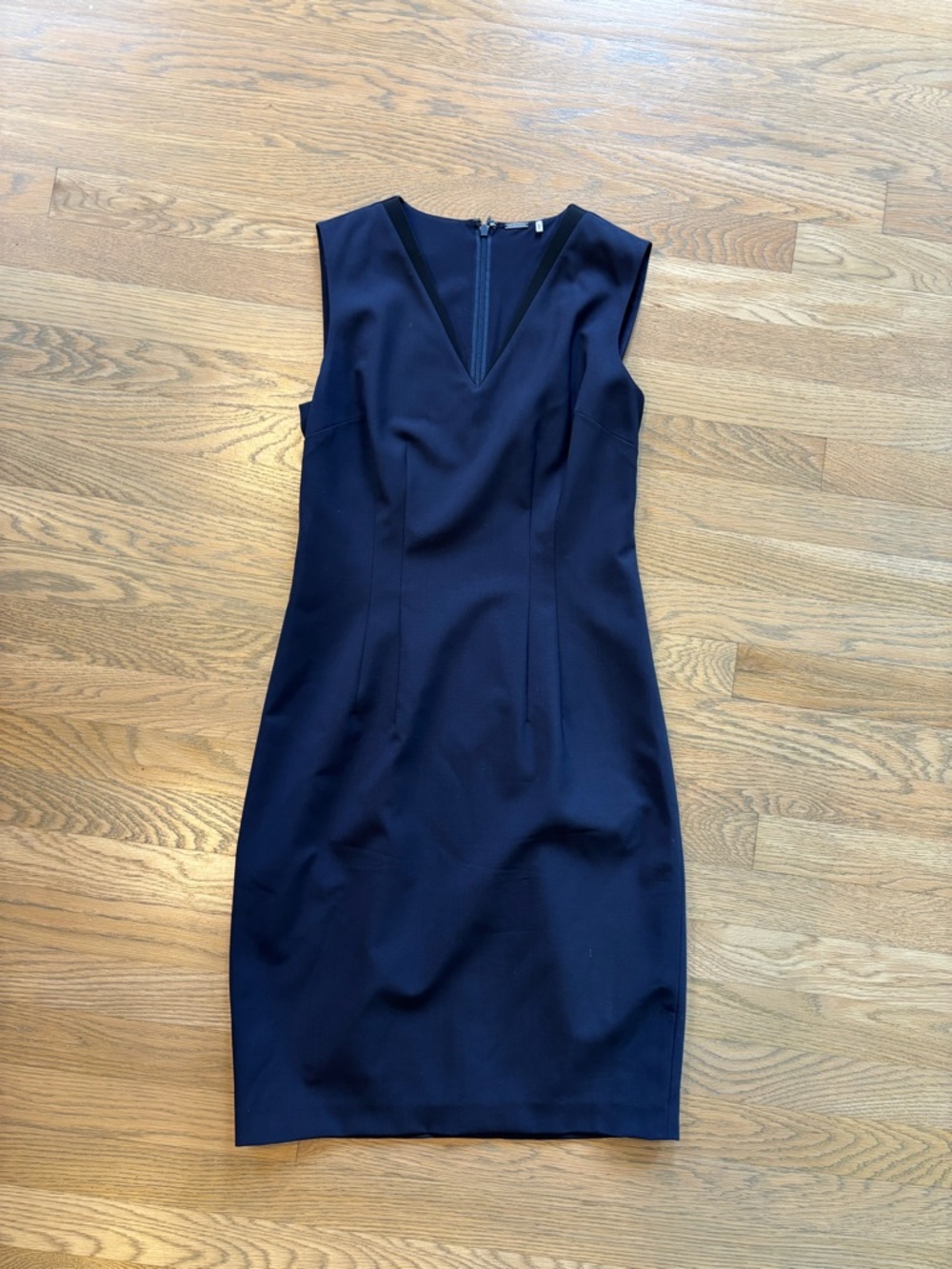 Elie Tahari Navy V-Neck Midi Sheath Dress
